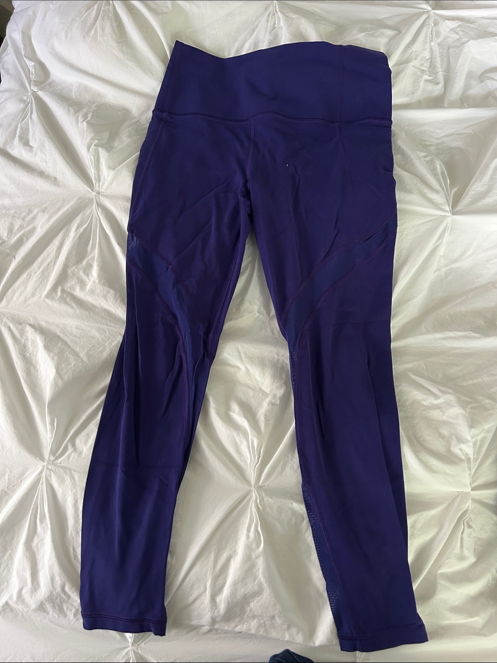 Athleta salutation mesh 7/8 tight